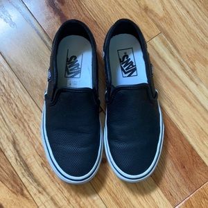 Vans Asher Women’s slip on black and white sneaker size 6